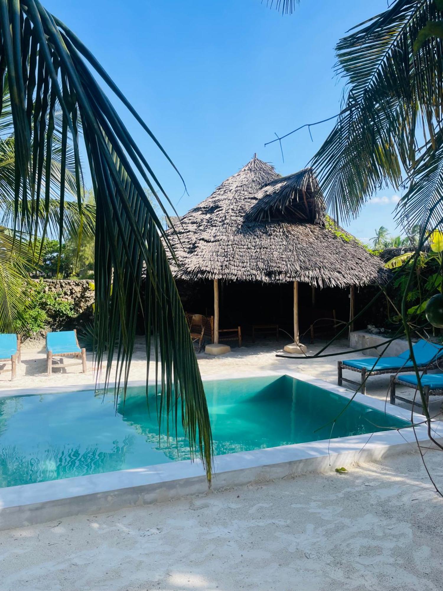 Sand Beach Boutique Villas Bwejuu Exterior photo